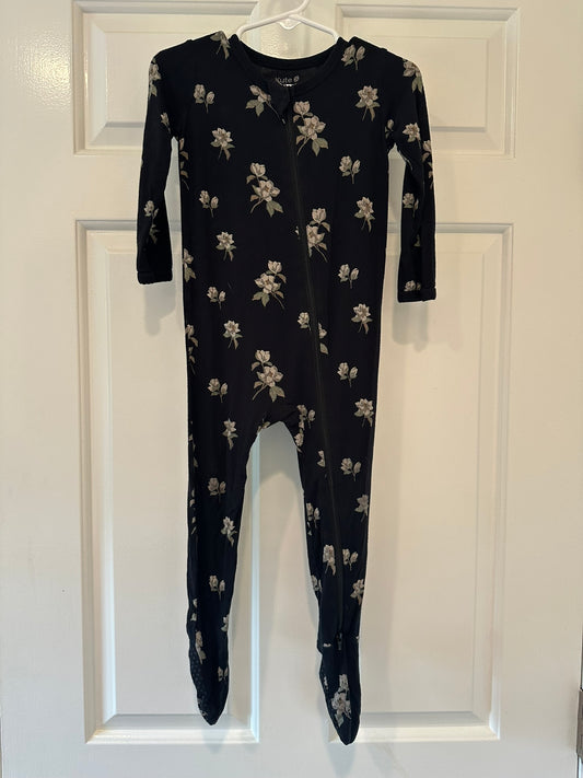 #85 Kyte Black floral bamboo zip footie sleeper, Toddler Girls 18-24m