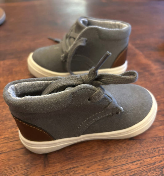 #156 reduced! Boys Suede Boots size 5 Cat and Jack