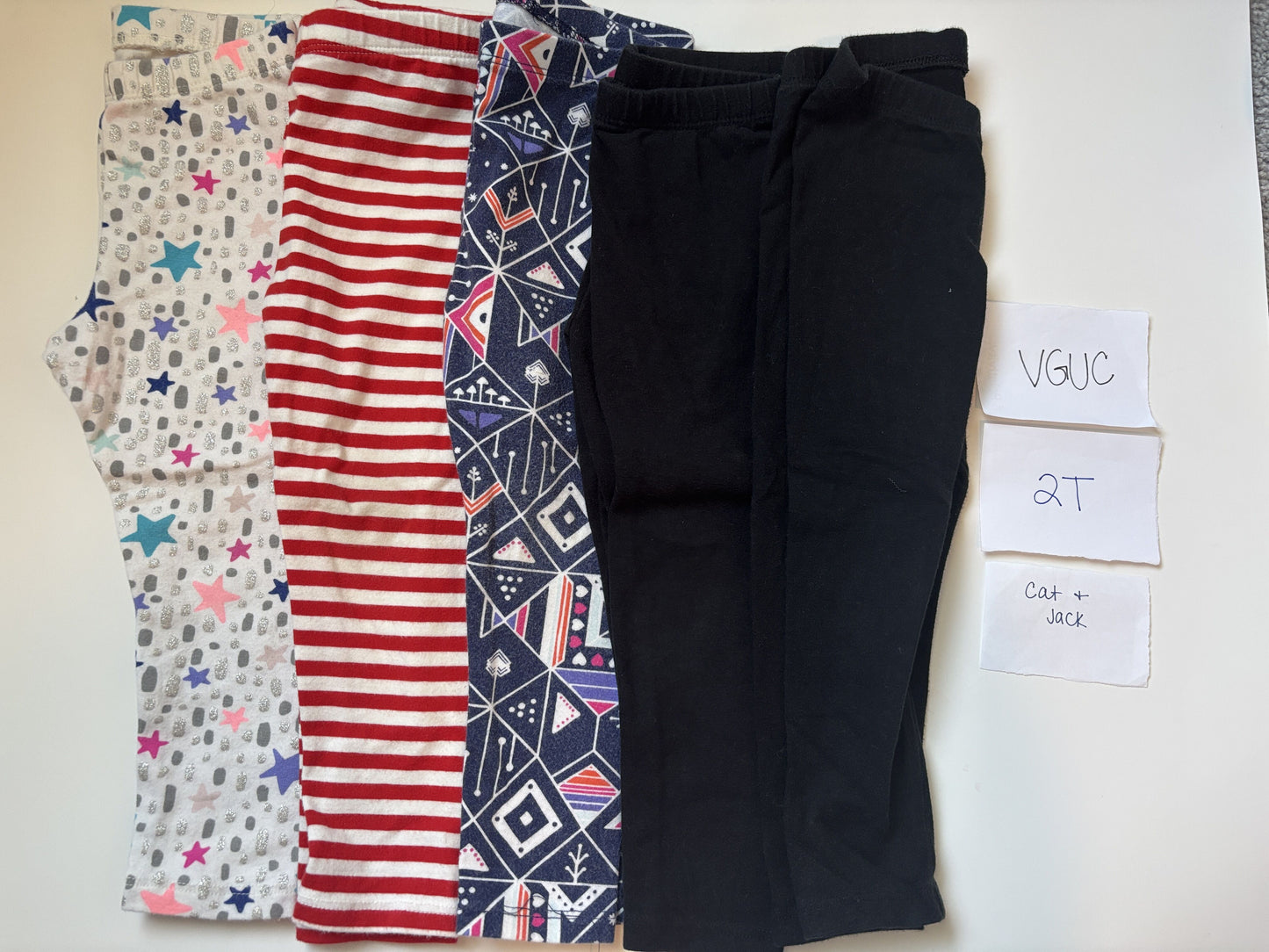 #138 - 2T - VGUC Cat & Jack - 5 Pair Pants (stars, stripes, pattern, 2 black) - PU 45236