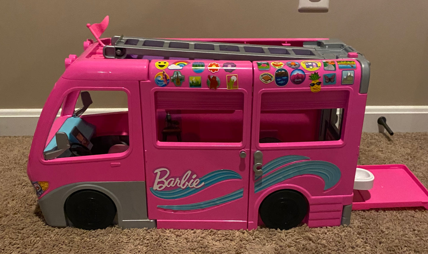 #30 Barbie camper van