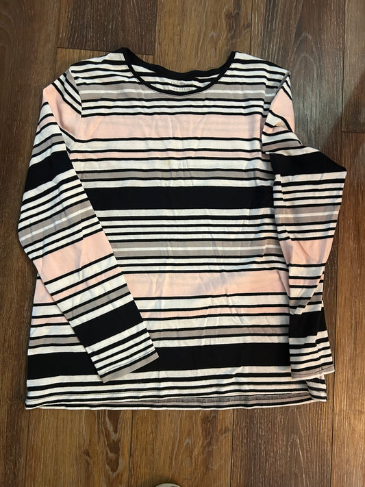 Seller #223 - Women’s XL shirt