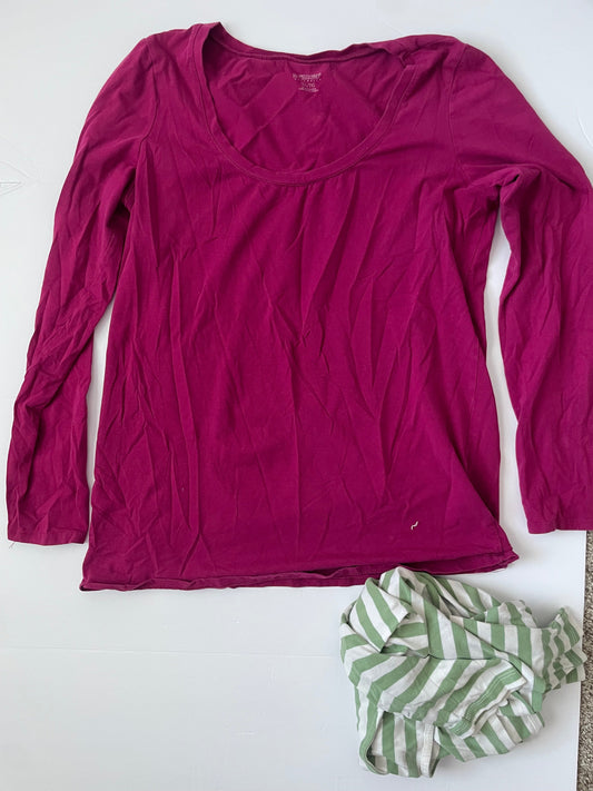 #3 motherhood maternity long sleeve 2pack women’s size XL
