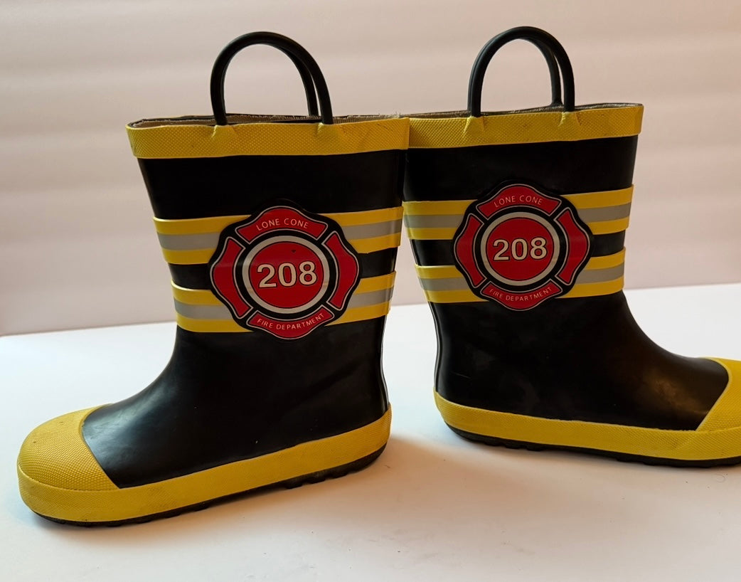 #180 Boys Shoe Size Big Boys 13 Fire Deprtment Lone Cone Rain Boot