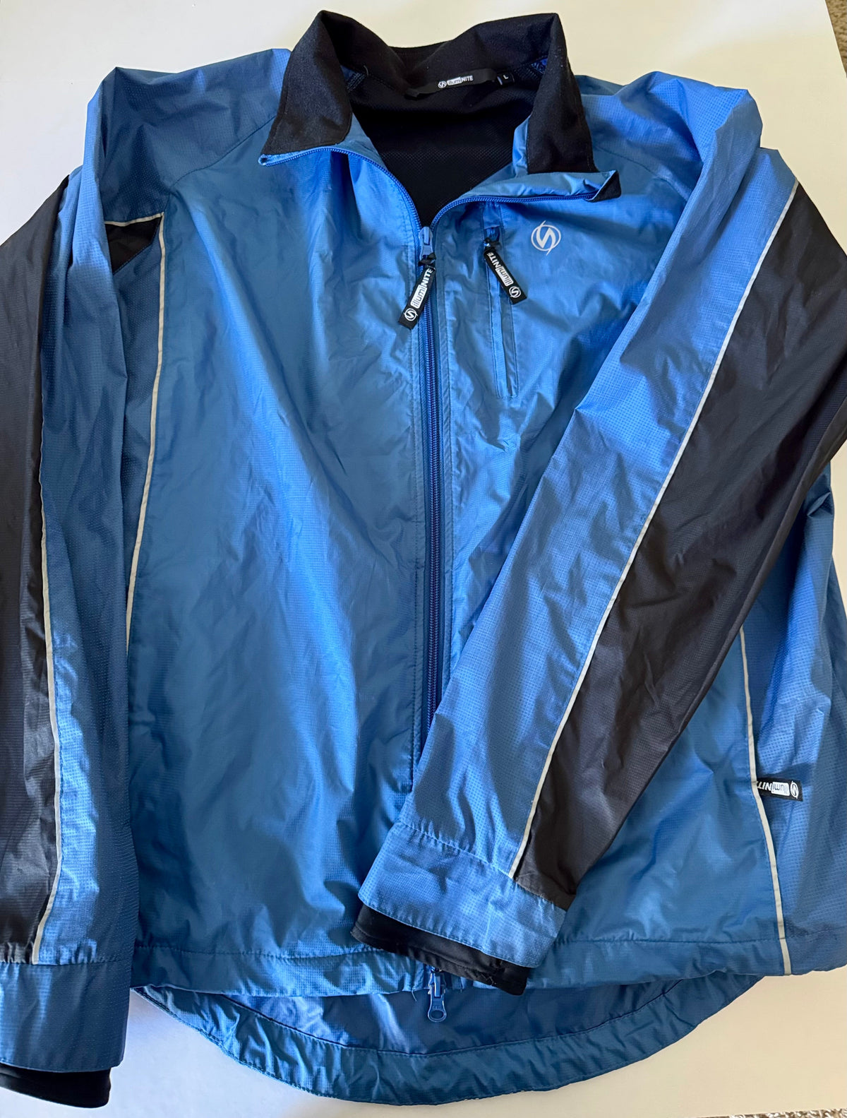#92 men’s large blue illuminite running jacket