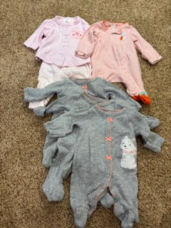 #47 girls premie clothes, carters