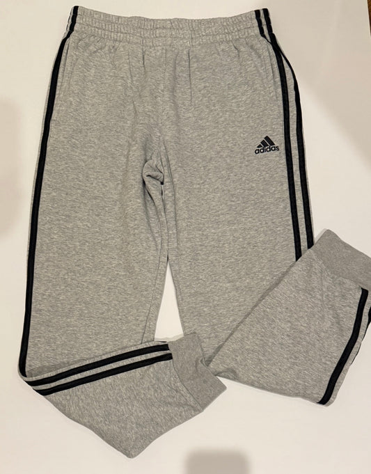 #41 | Reduced! |Boys 18/20 | Adidas sweatpants joggers