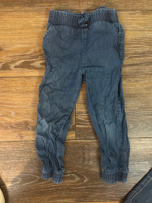 Seller #223 - 3T jeans