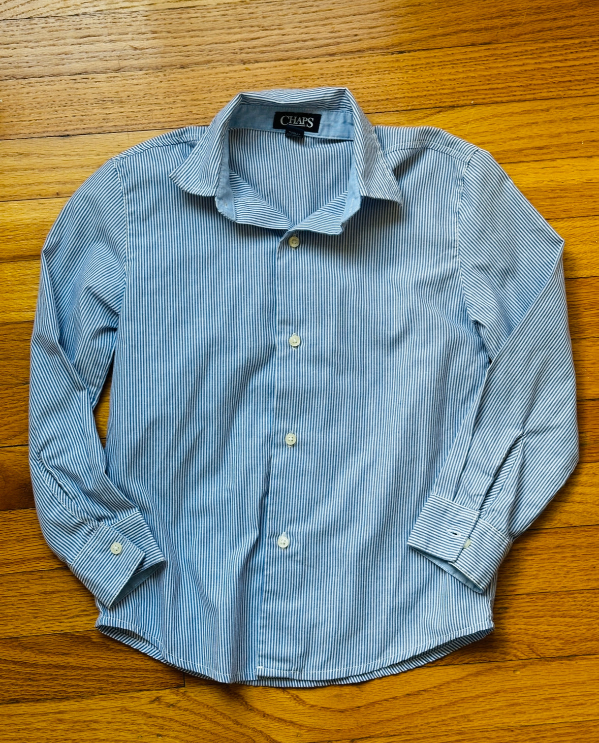 #186 Chaps Pinstripe Button-Down Shirt - boys S (6/7) - EUC