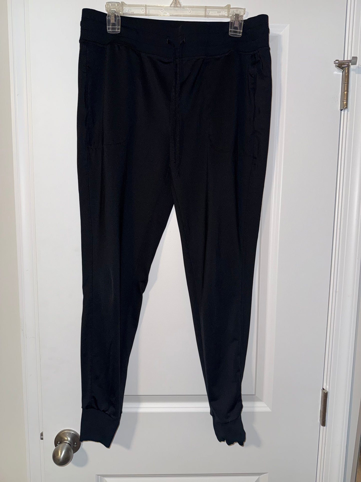 #106: Womens L Zella Black Athletic Joggers *REDUCED*