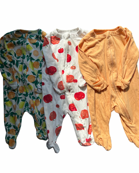 Seller #134 Old Navy Sleeper Bundle Girls 0-3 Months