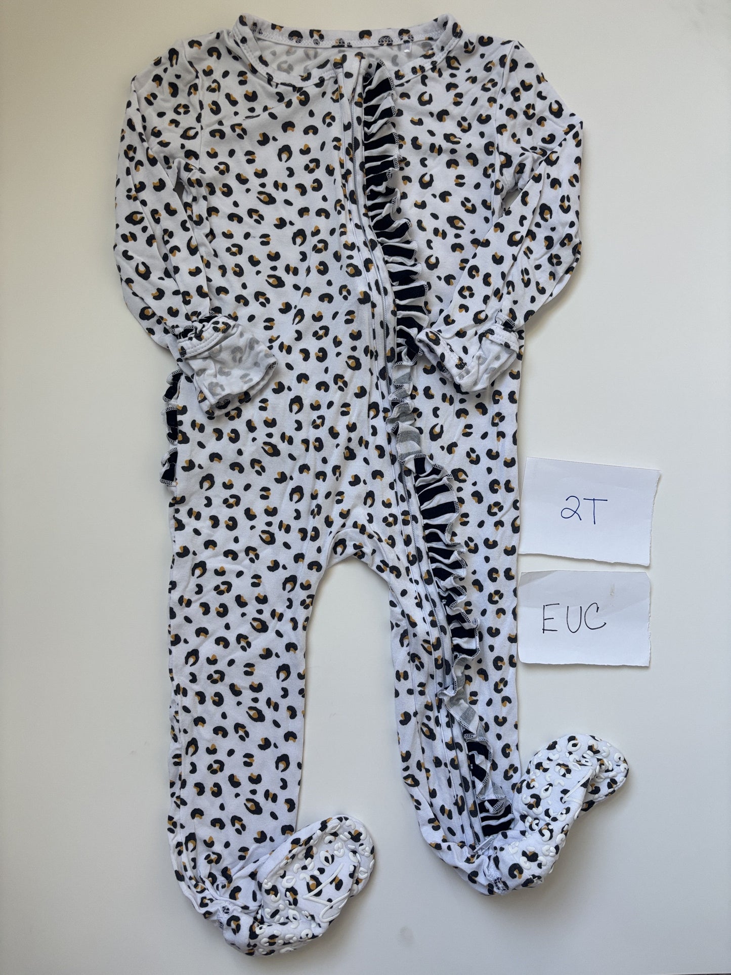 #138 - 2T - EUC Laree + Co - White/Black Leopard Zippy - PU 45236