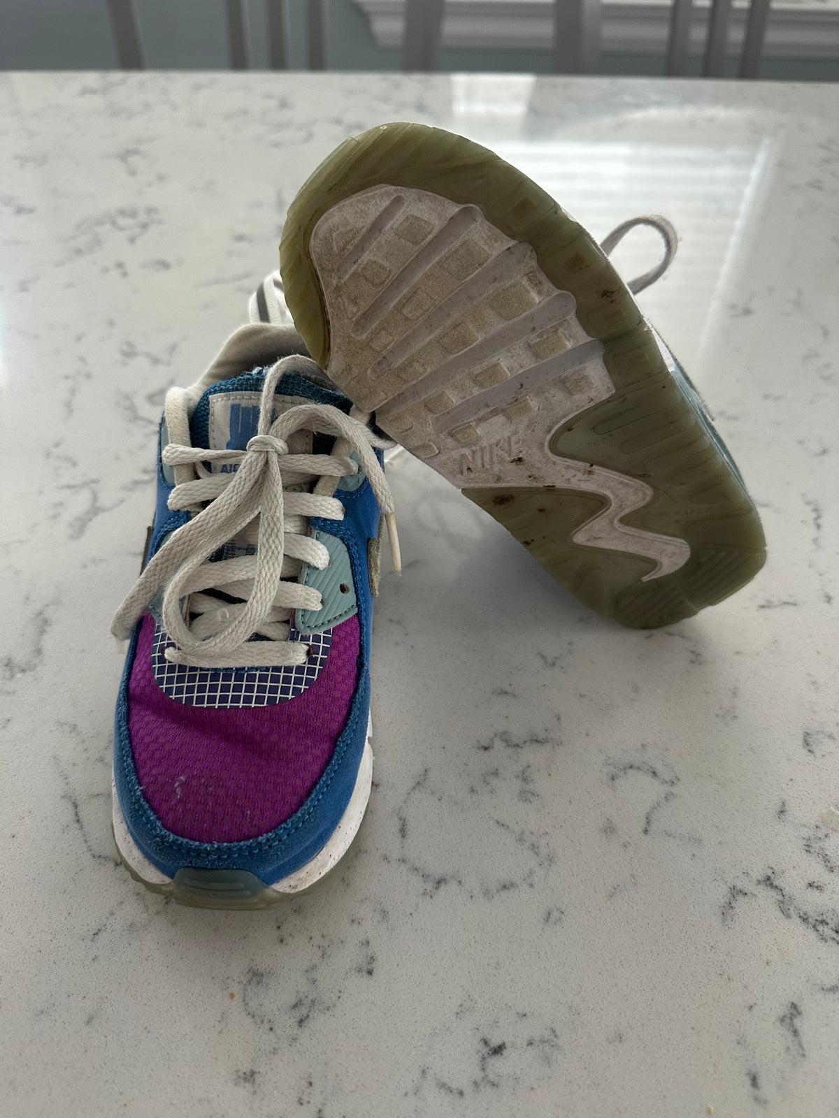 Seller 42, Nike Air Max, Blue/Purple, Girls Size 10