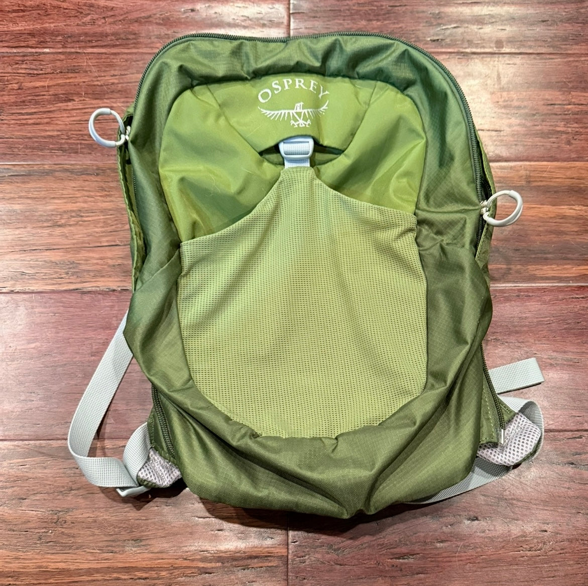 #180 Osprey Green Poco AG Premium Child Carrier