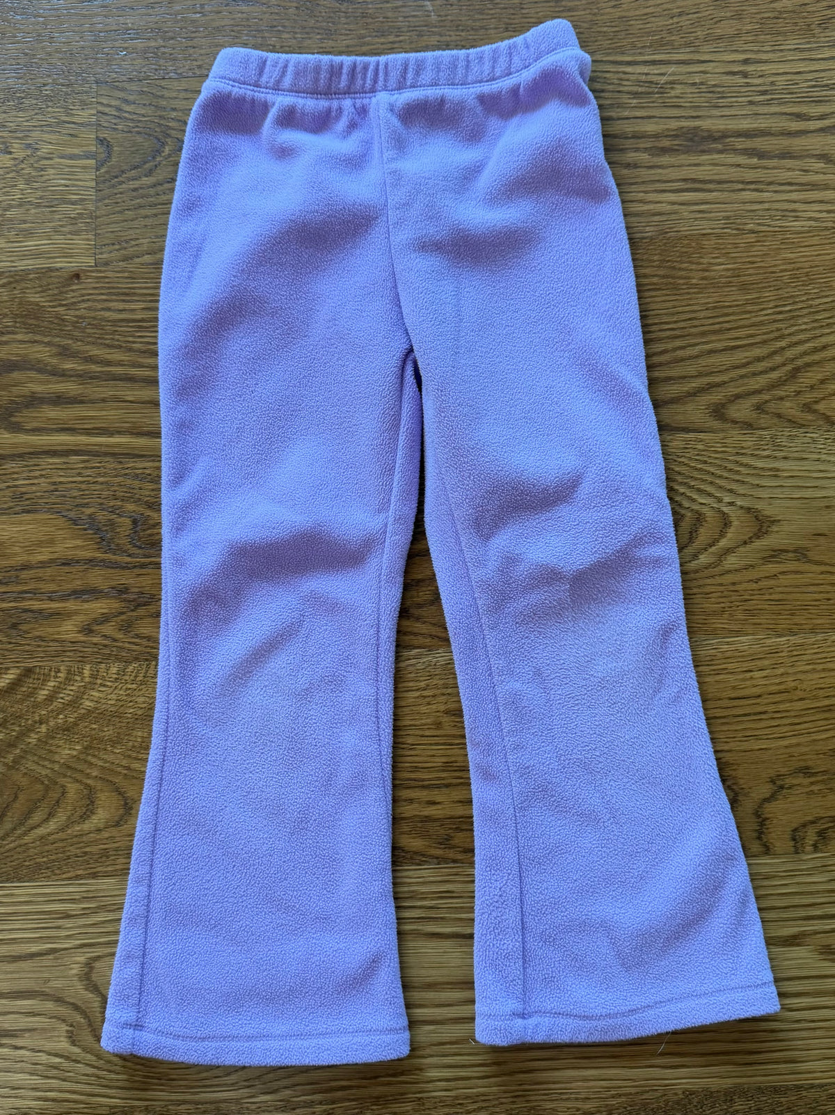 53 - Girls 5T The Children’s Place Lavendar/Purple Fleece Pants