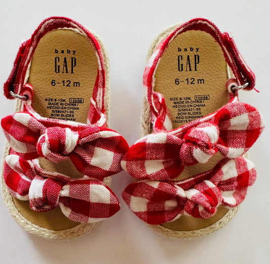 REDUCED #92 NEW Gap girls 6- 12 month red white summer sandal