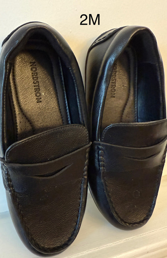 Seller #90_Nordstrom boys loafer size 2M in black