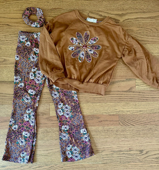 #198- Girls, Btween, Fall Daisy 2 Piece Set with Scrunchie- Size 5