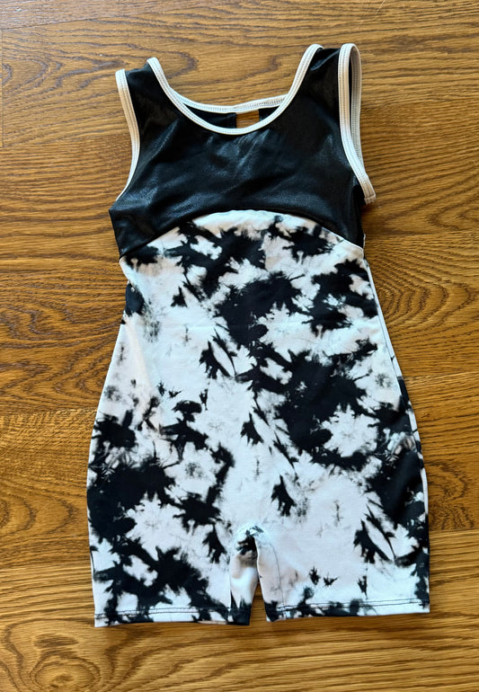 53 - Girls XS (4/5) Black/White Gymnastics Leotard