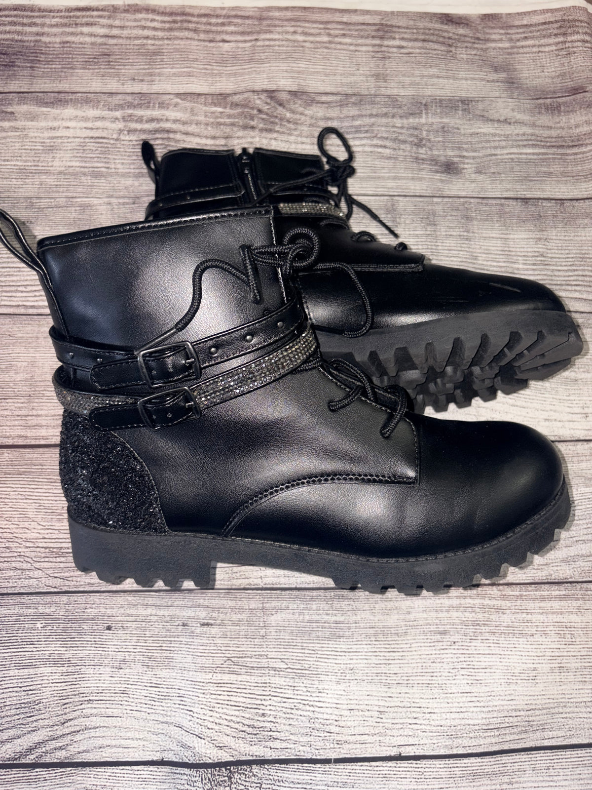 Seller 124 Girl’s Mix No.6 Lil Combat Boots size 6M