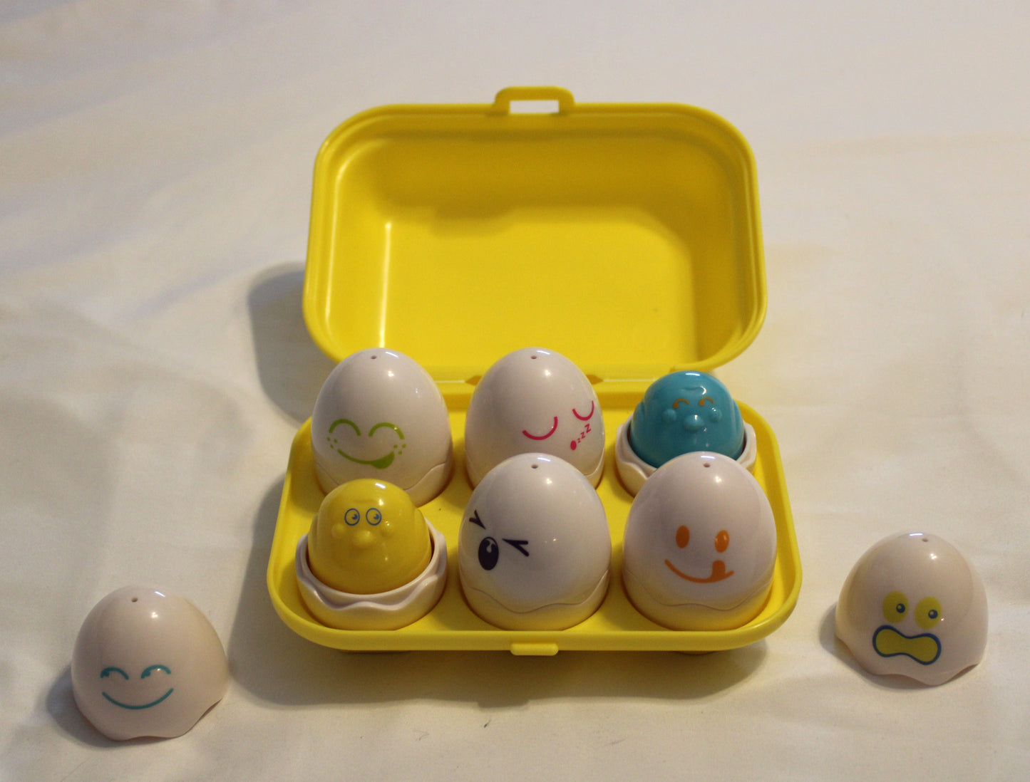 #126 Egg matching set
