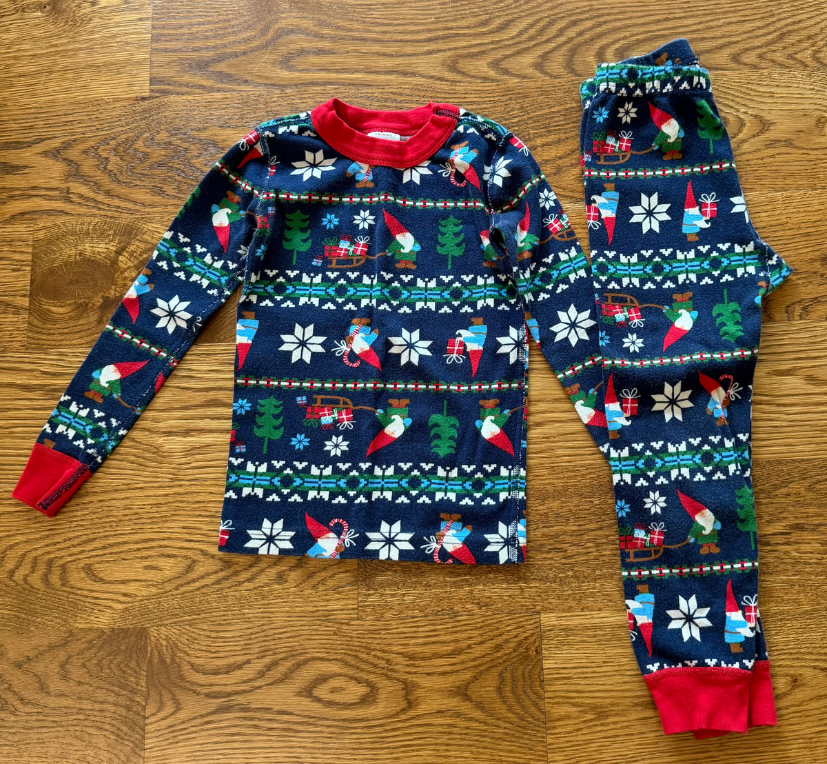 53 - Gender Neutral 5 Hanna Andersson Christmas Gnome Pajama Set