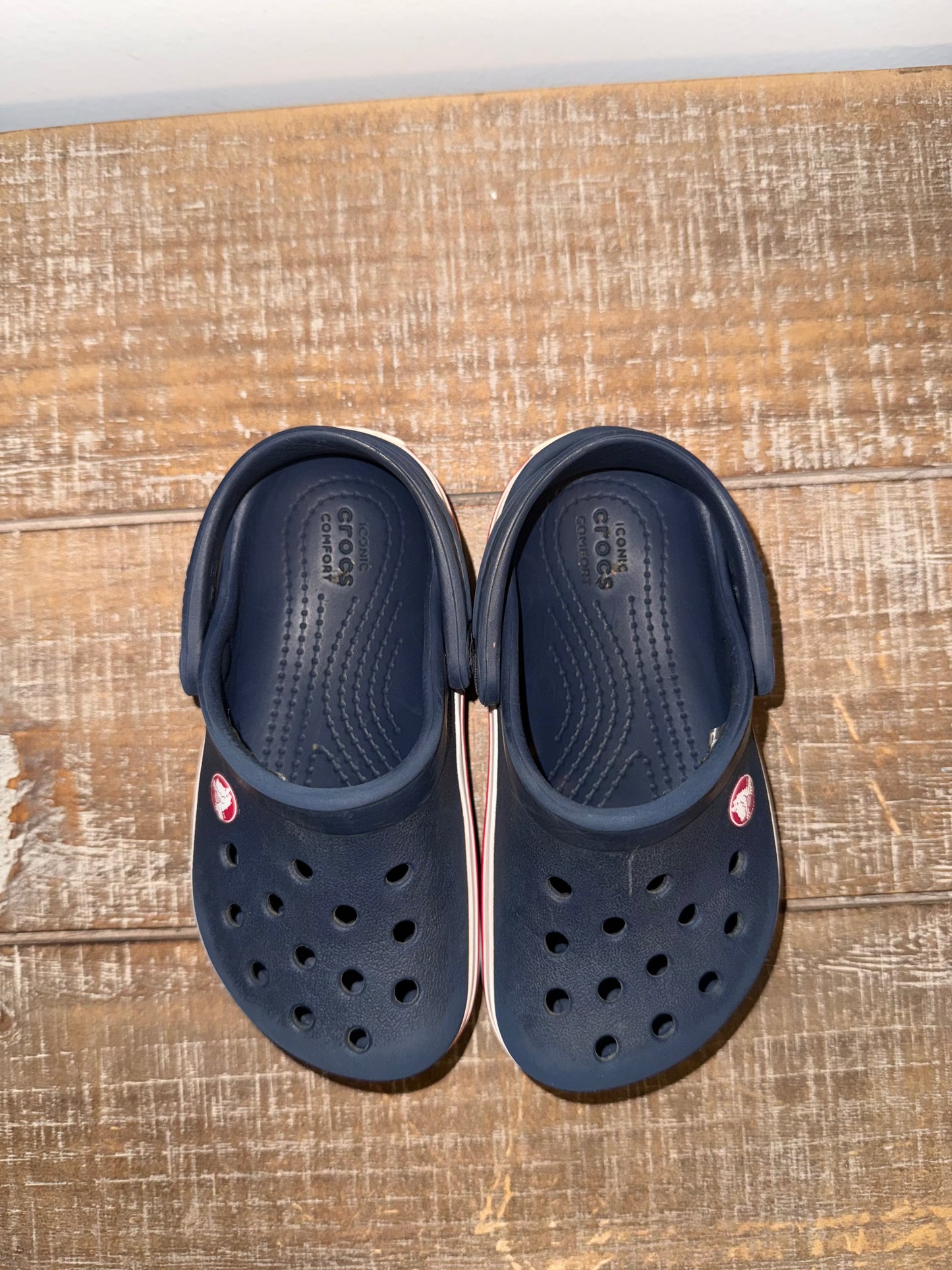 #106: Toddler 7 Navy Crocs