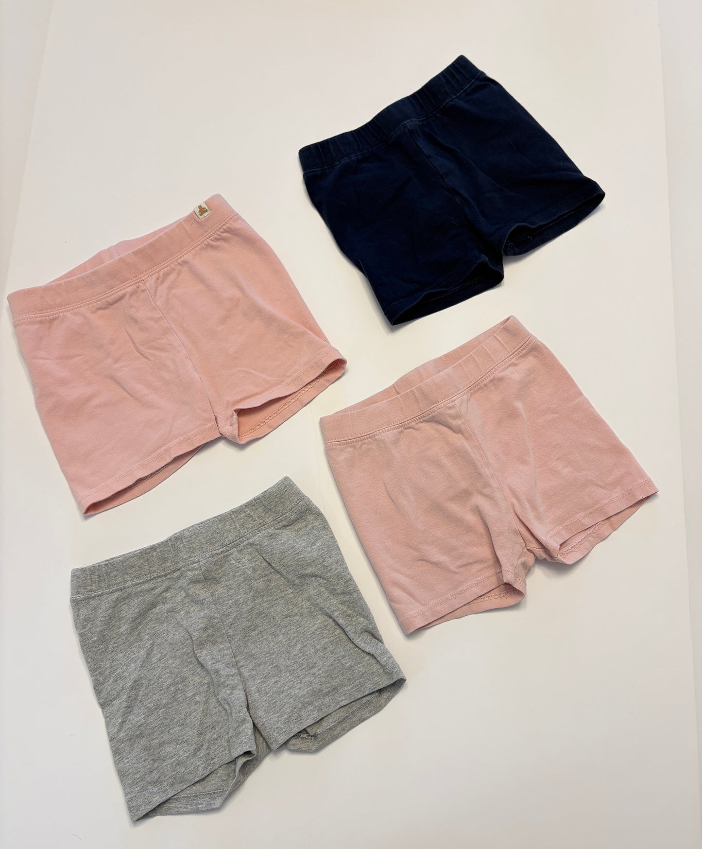 #121 Girls 3T set of four Baby Gap bike shorts, VGUC