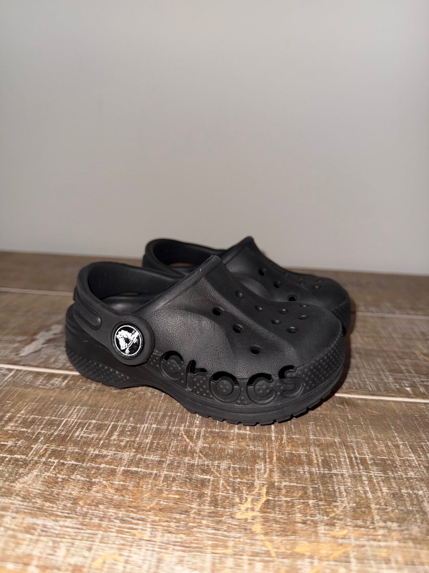 #106: Toddler 5 Black Crocs EUC *REDUCED*