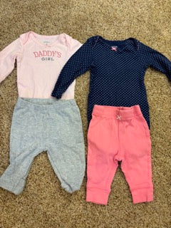 #47 girls 3mo carters outfits