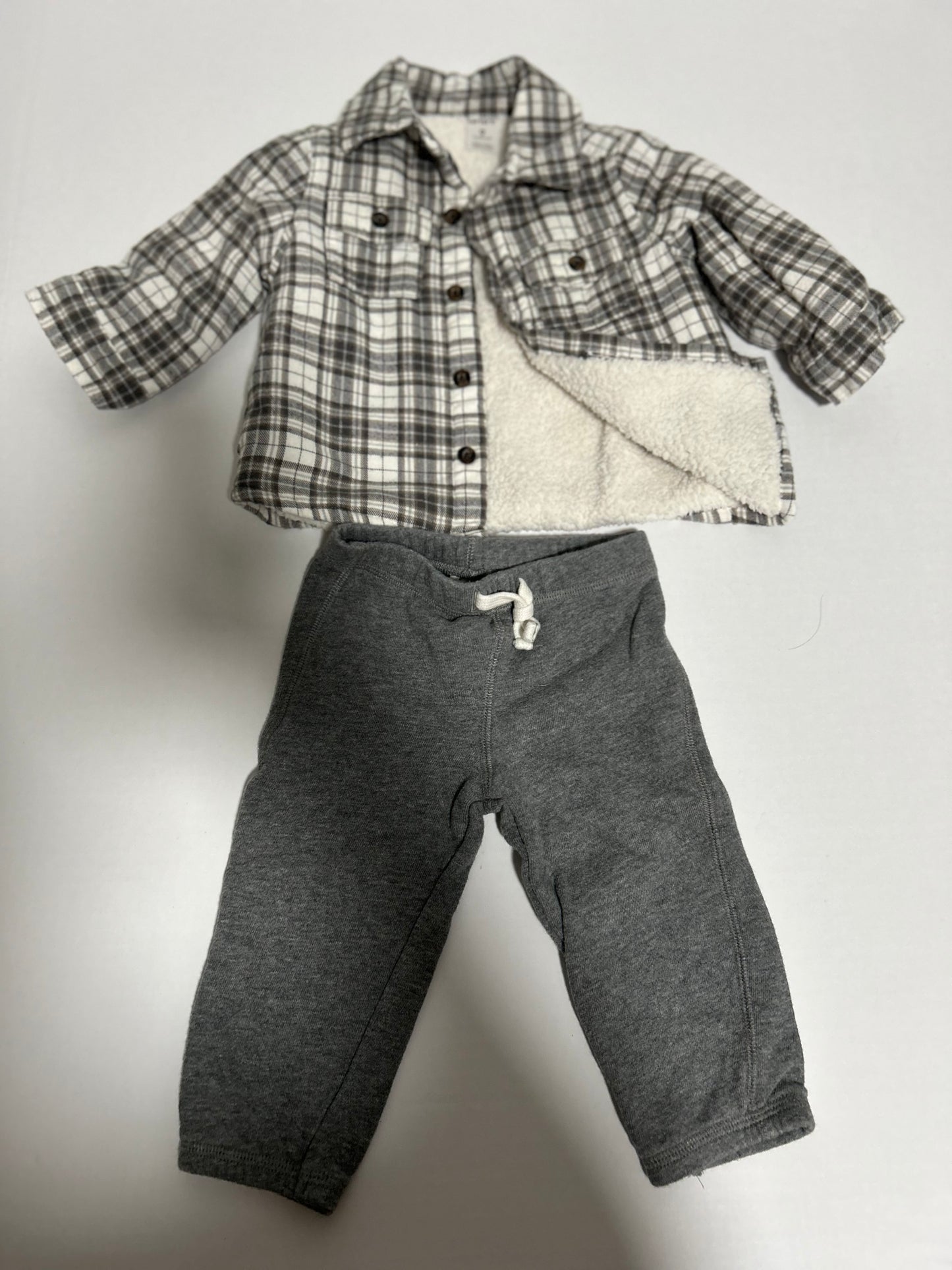 #27 Boys 6-9 months Carters fleece jacket + sweatpants