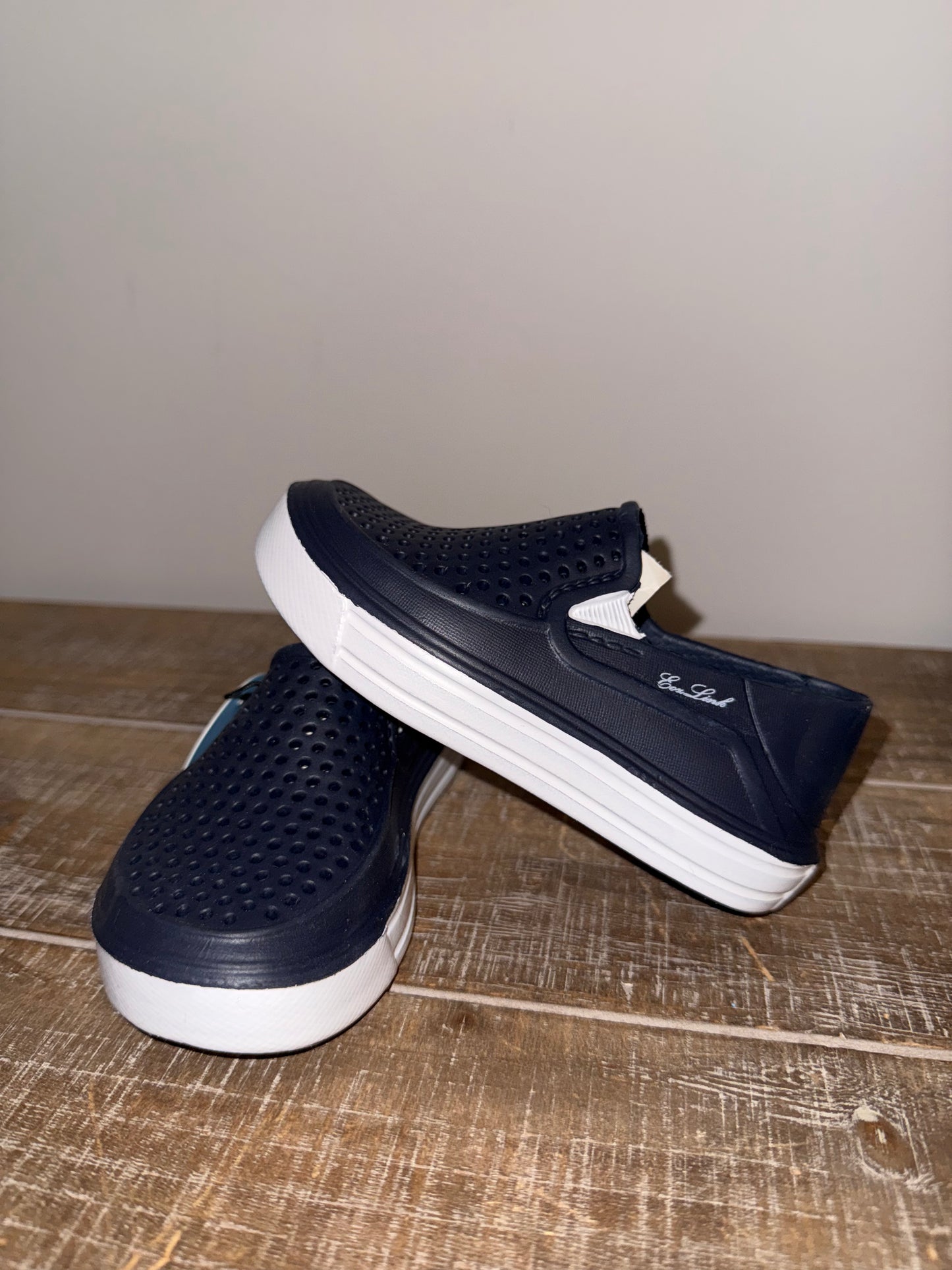 #106: Toddler 8 Blue Boat Shoes NWT