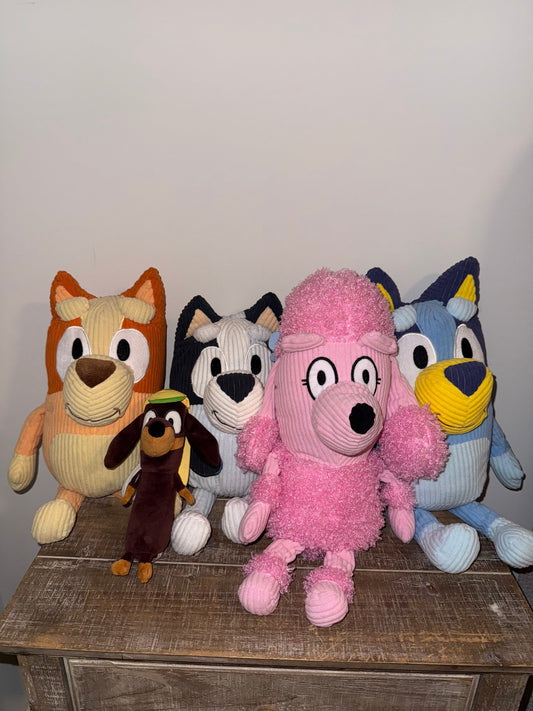 #106: Bluey Plush Characters (5) *REDUCED*
