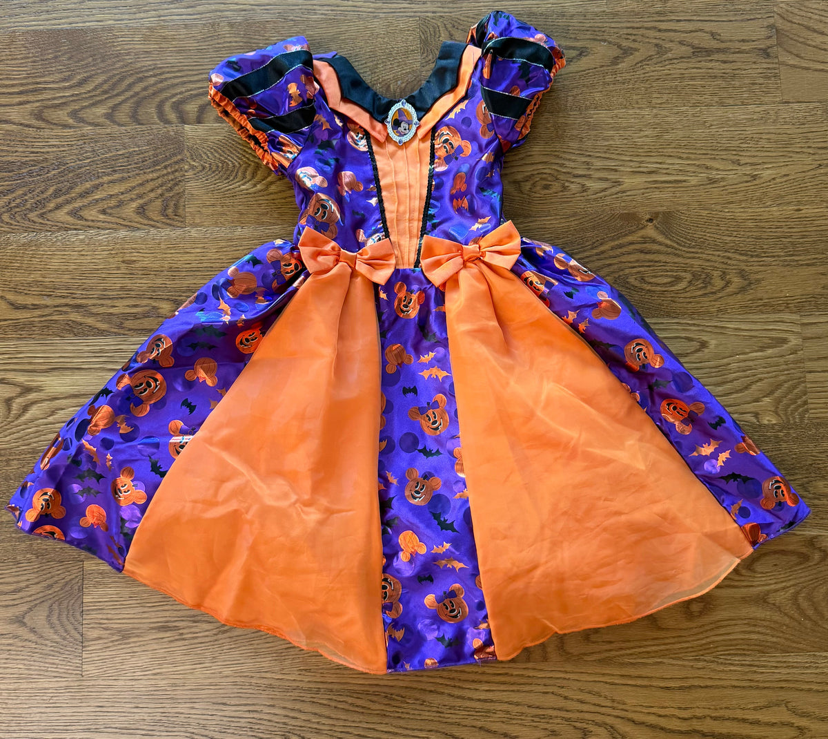 53 - Disney 5/6 Minnie Mouse Halloween Dress Up Costume