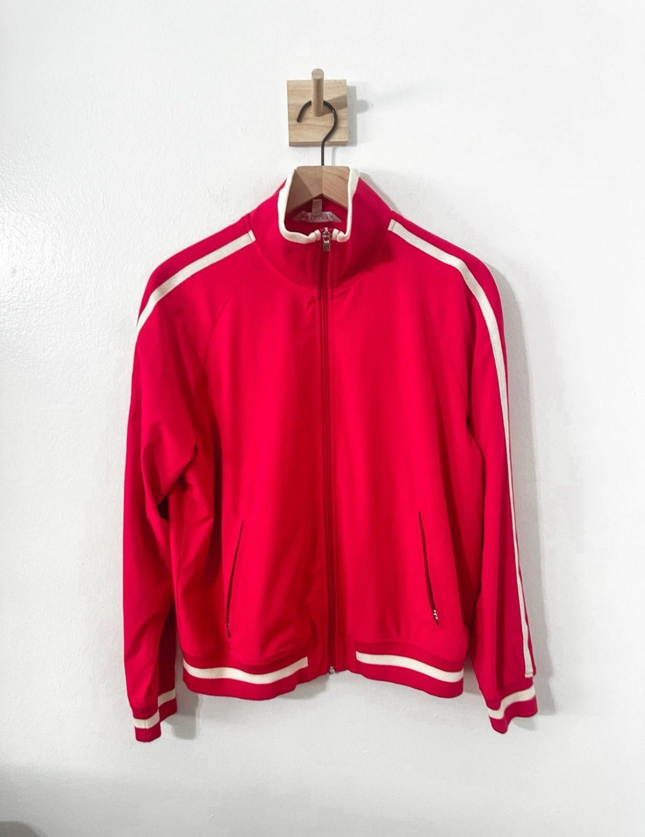 #111 Athleta Womens Featherweight Stretch Sprint Track Jacket Hibiscus Red Medium