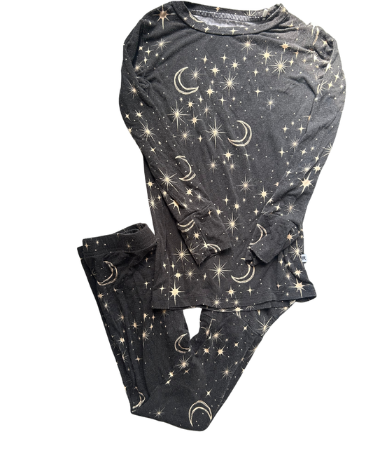 Seller #134 Bums & Roses Moon/Stars Pajamas Girls 4T