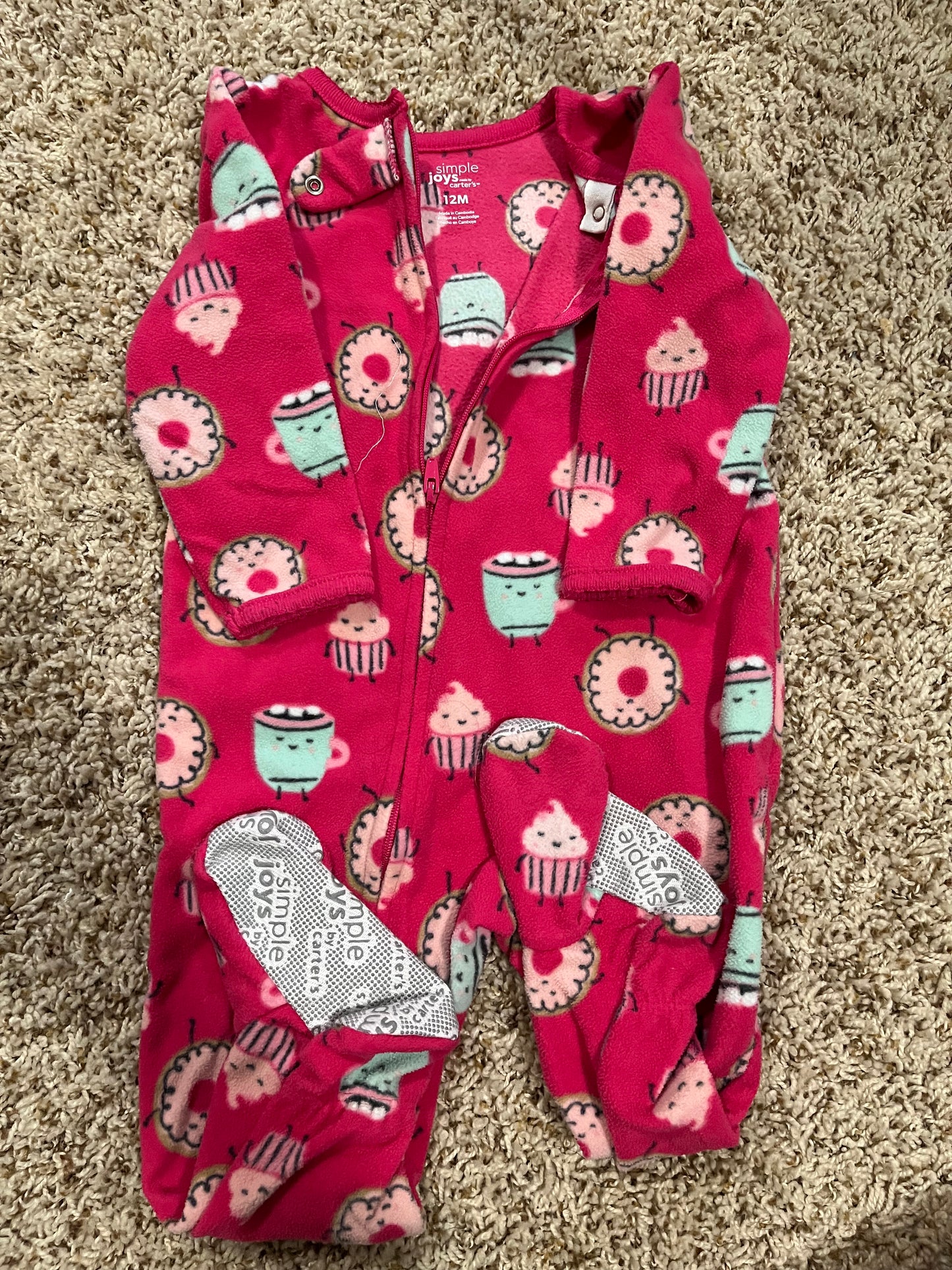 Seller 73A: GUC Carter's Donut Shop 12M Sleep N Play - Fleece Pink