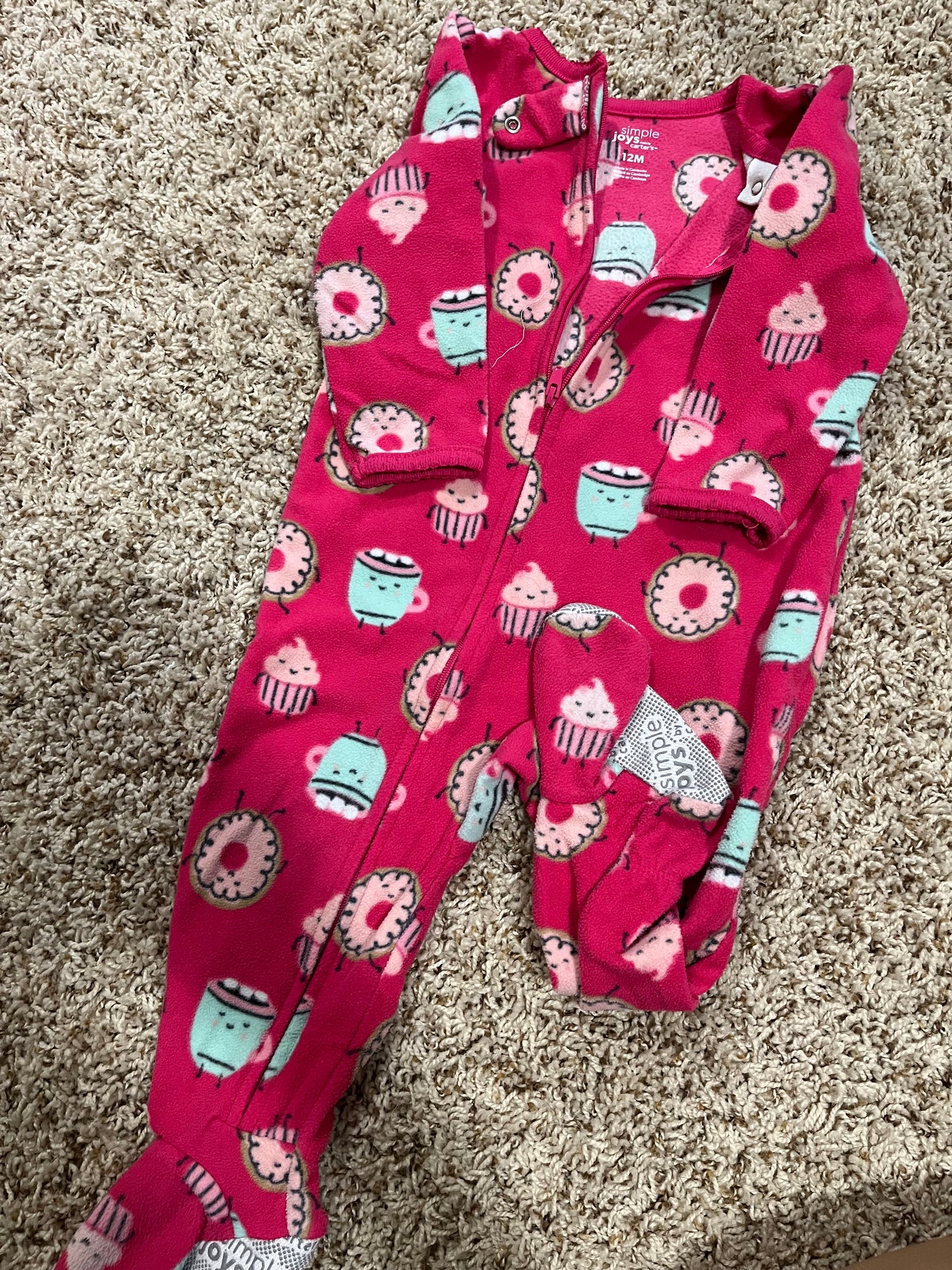 Seller 73A: GUC Carter's Donut Shop 12M Sleep N Play - Fleece Pink