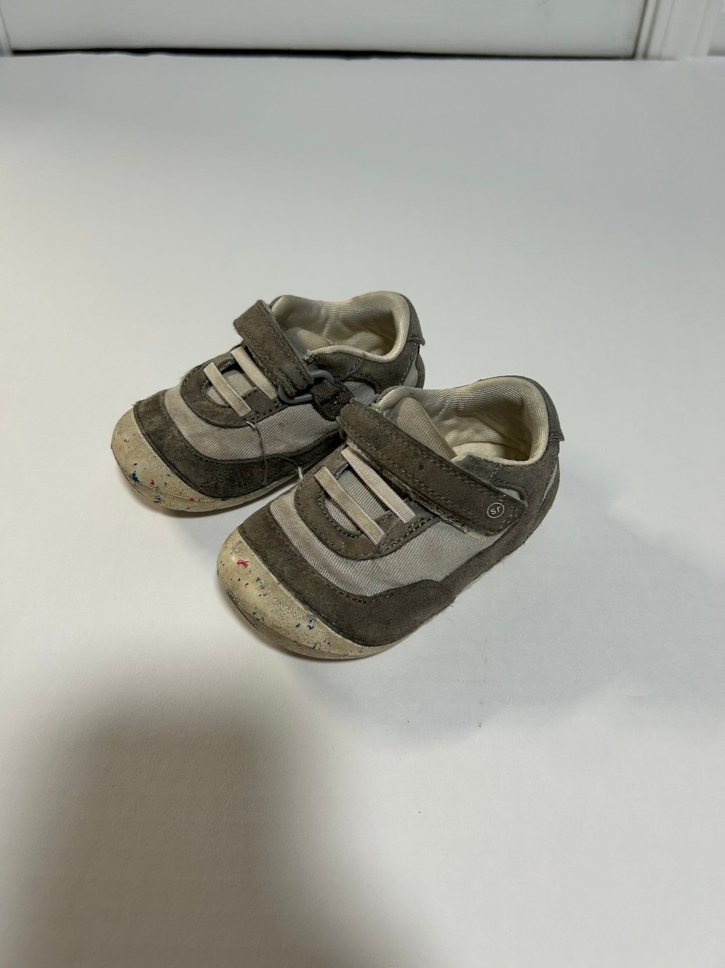 #27 Boys Stride Rite First Walkers size 5XW