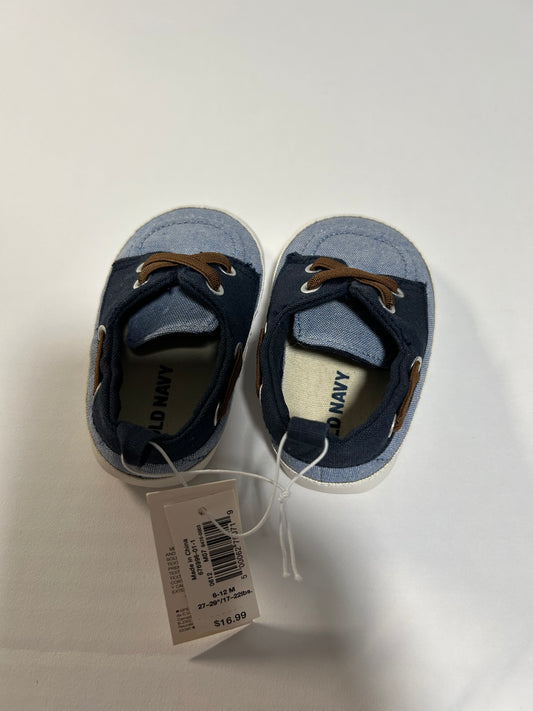 #27 Old Navy baby shoes size 6-12 months (NWT)