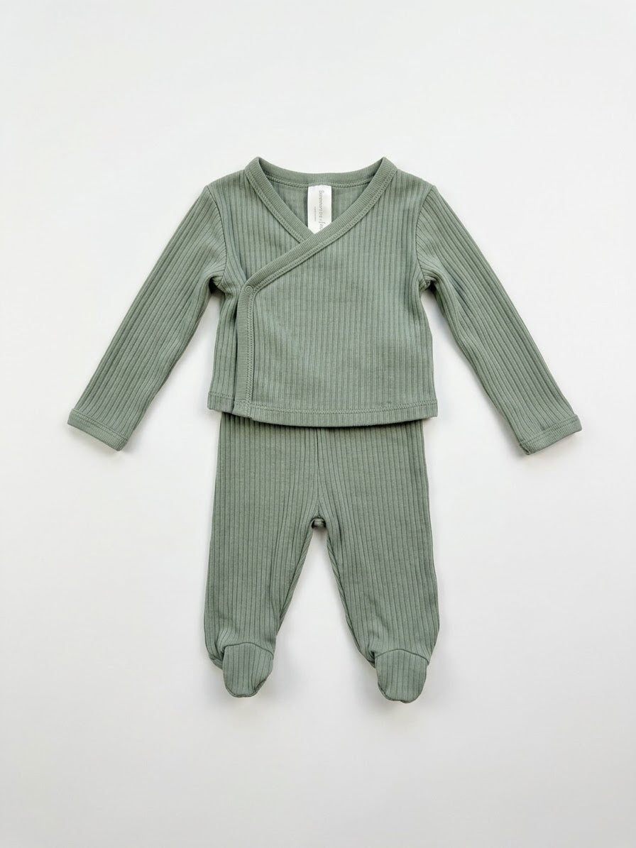 #86 Modern Moments Long Sleeve & Footed Pant set Gender Neutral 3M