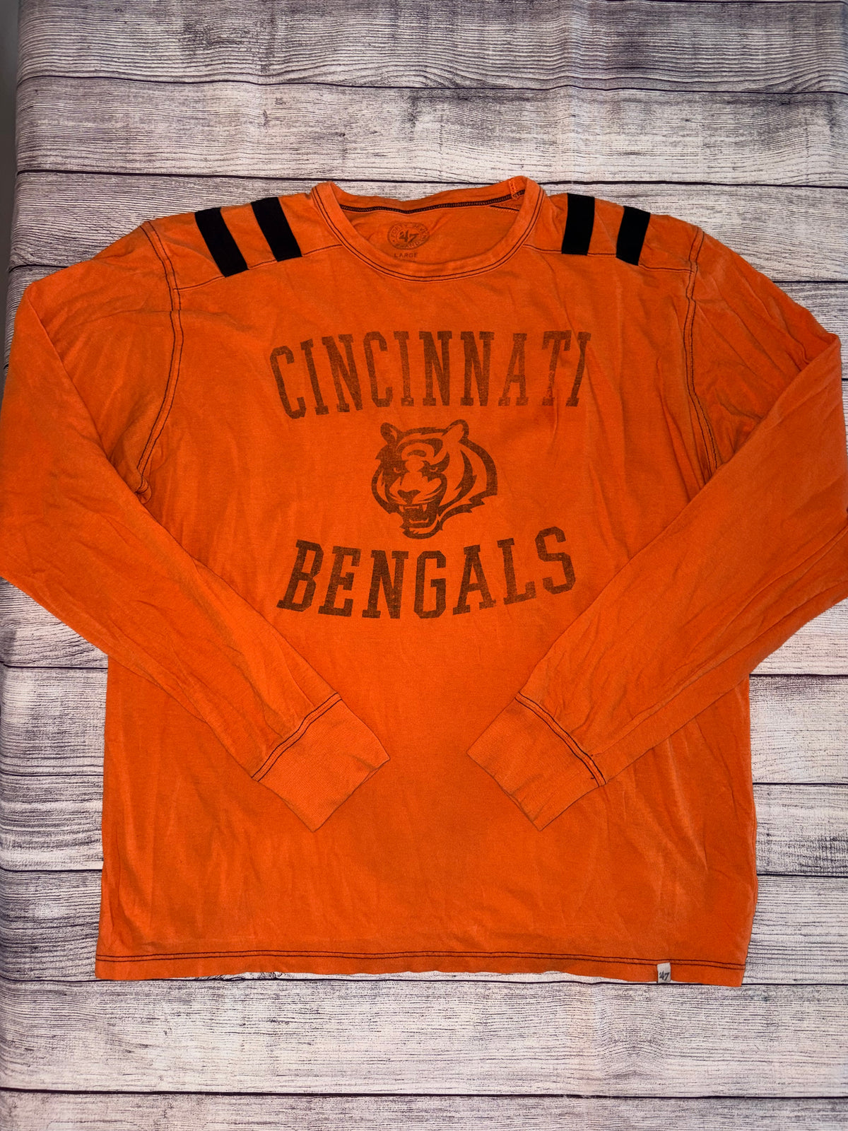 Seller 124 47’ Women’s Large Bengals Long Sleeve