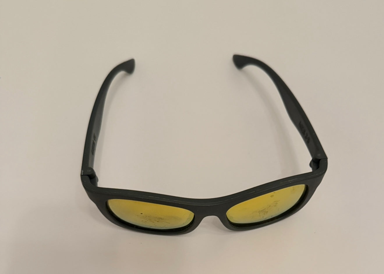 #180 Toddler Black Mirrored Babiators
