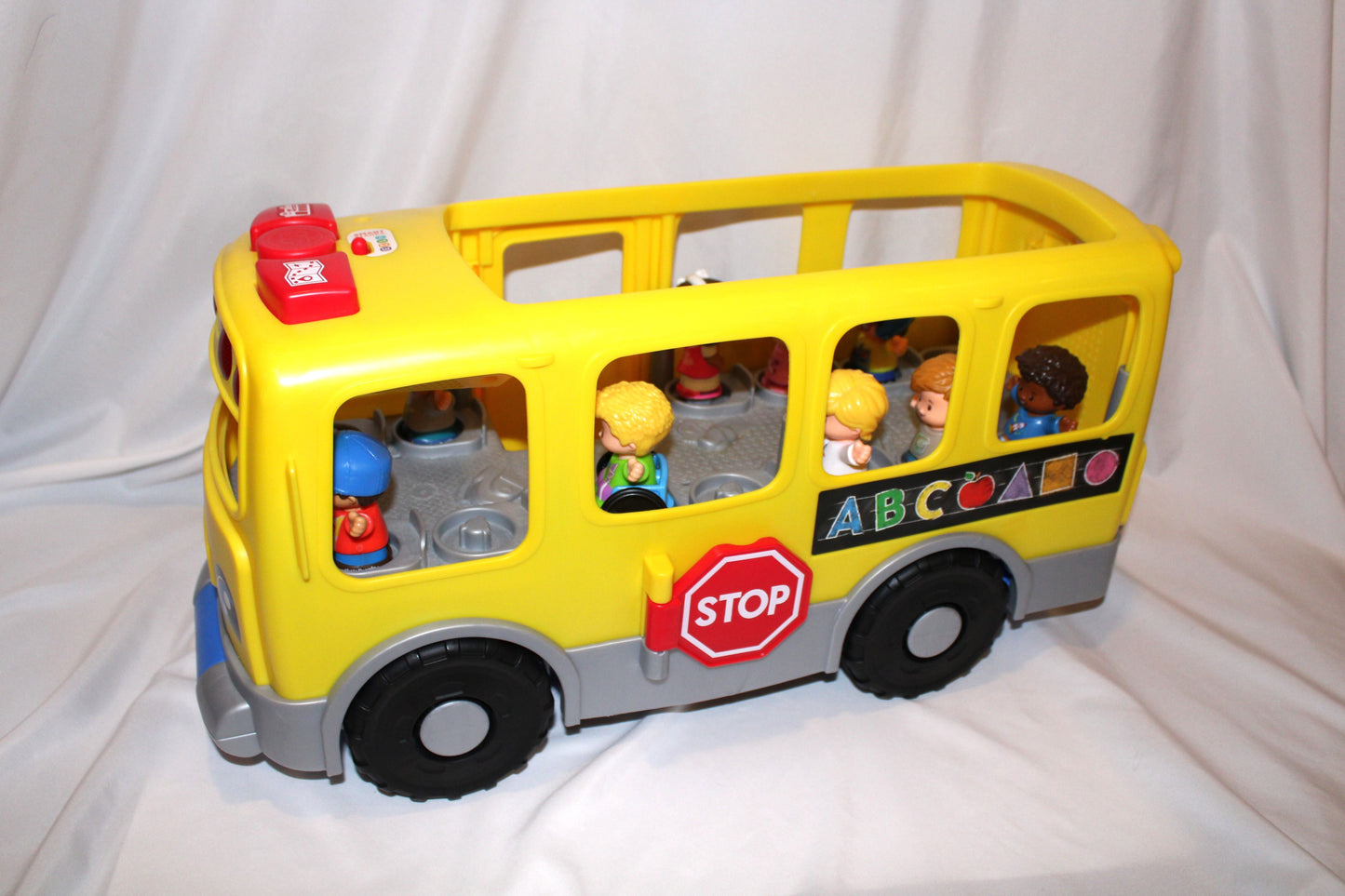 #126 Little People Big Bus