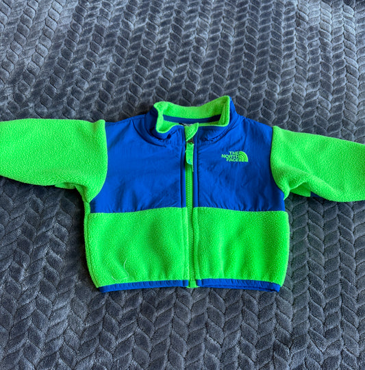 #74- north face  0-3 mo