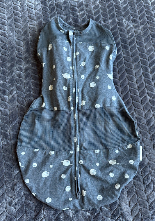 #74 Happiest baby swaddle size S