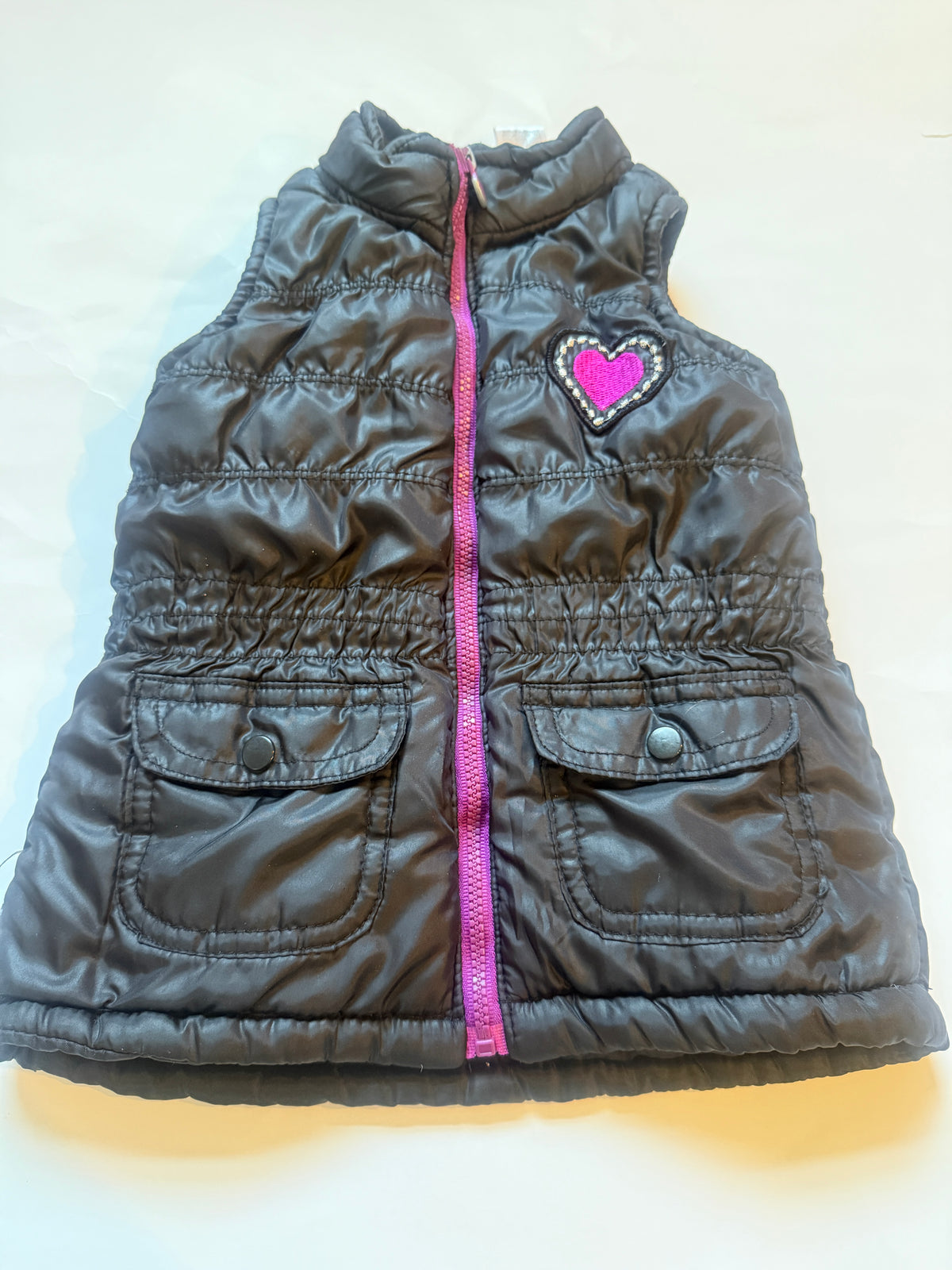 #170 Young Hearts Black puffer vest with Purple Heart and zipper girls 2t
