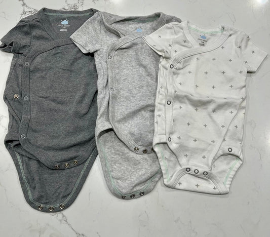 Seller #55 Cloud Island 3-6 Month Gender Neutral Short-sleeve bodysuits 3 pack grey