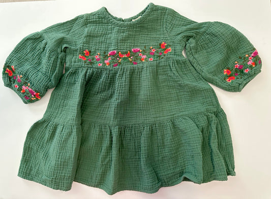#80 Mabel + Honey girls 4T embroidered green tunic dress