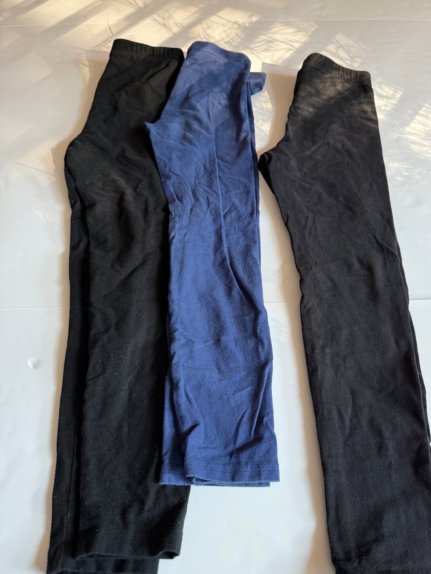 Seller # 90_Girl M size 8 set of 3 leggings in GUC