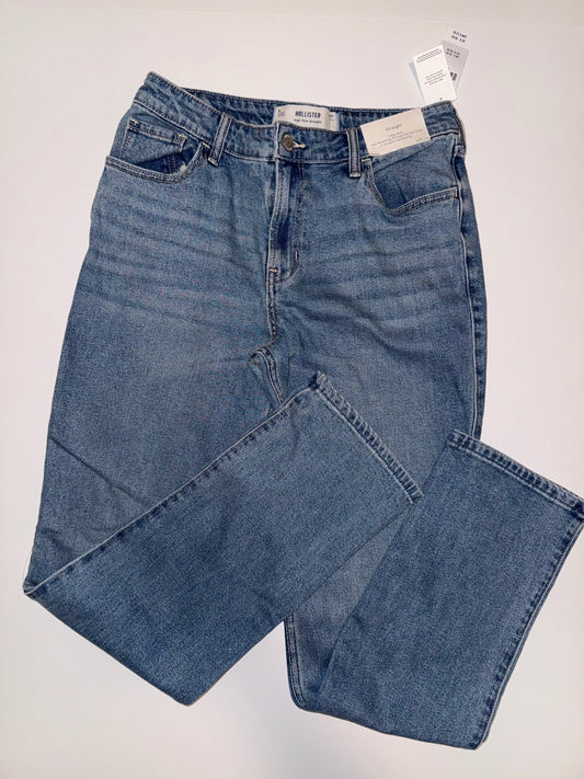 #106: Womens 8 Long Hollister High Rise Straight Jeans NWT
